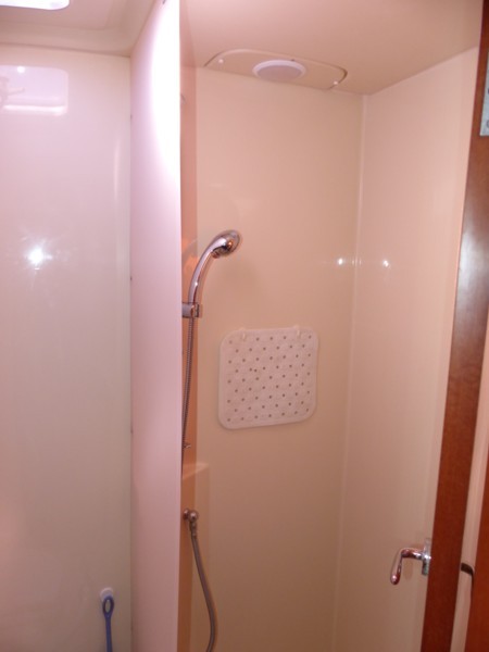 Dufour 425 - 43.jpg